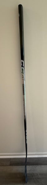 Senior CCM JetSpeed FT8 Pro Right Handed Hockey Stick P29 70 flex (Used)