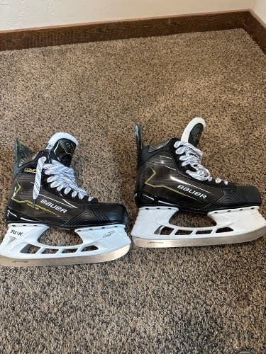 Bauer Supreme Comp Hockey Skates 9.5 (New)