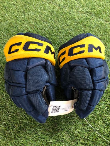Blue Junior CCM JetSpeed FT6 Gloves 10" (Used)
