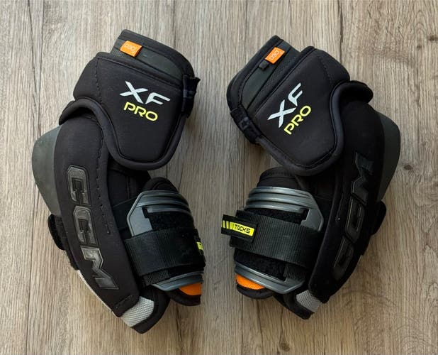 Senior Large CCM Tacks xf pro Elbow Pads (Used)