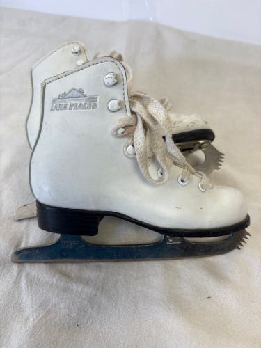 {Blank} Figure Skates B Junior 11 (Used)
