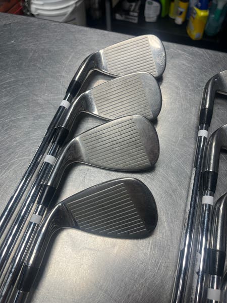Men's Nike VRS X Right Handed Iron Set Uniflex (8 Clubs) #4 - #9