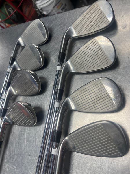 Men's Nike VRS X Right Handed Iron Set Uniflex (8 Clubs) #4 - #9