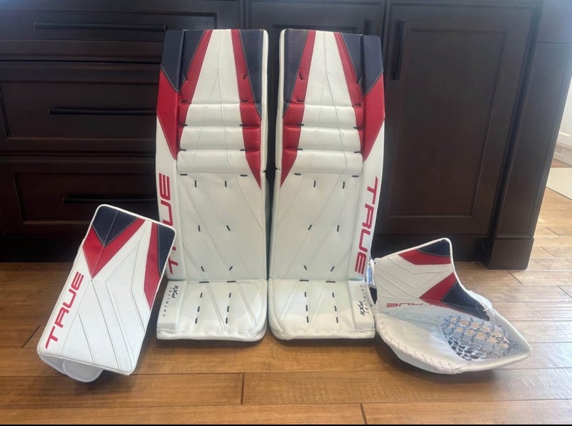 Brand New Pro Stock 34+2 True Catalyst PX5 Pro Goalie Pads & Gloves Set Merzlikins