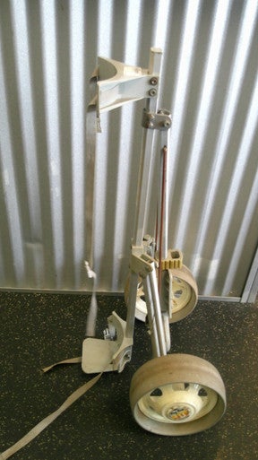 Used 2 WHEEL CART Field Equipment 11868-S000065959