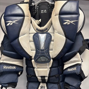 XL Reebok 9K Goalie Chest Protector (Used)