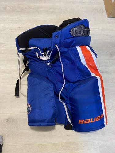 Edmonton Oilers Bauer Supreme One95 Hockey Pants size Large