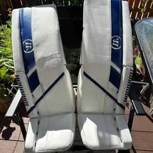 28+1 Junior Warrior Ritual R/G5 Goalie Leg Pads (Used)