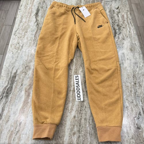 Nike Sportswear Tech Fleece Winterized Joggers Gold Black NWT Men’s Sz Large 


New With Tags-RARE