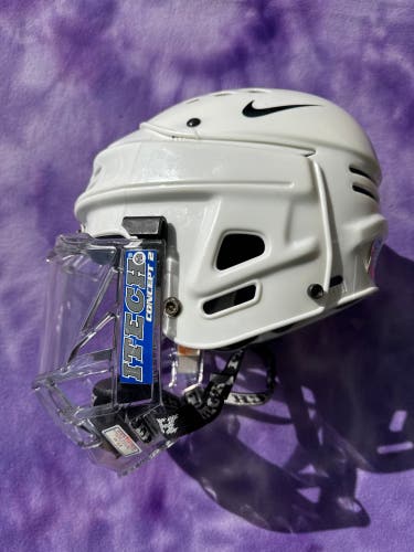 Nike hh0004 Helmet | Large (Used)