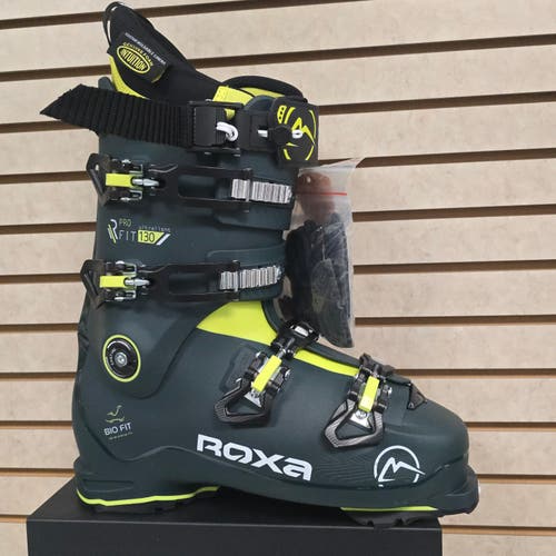 Mondo 29 & 29.5 Men's Roxa All Mountain Pro fit ultalight 130 Ski Boots Stiff Flex (New)