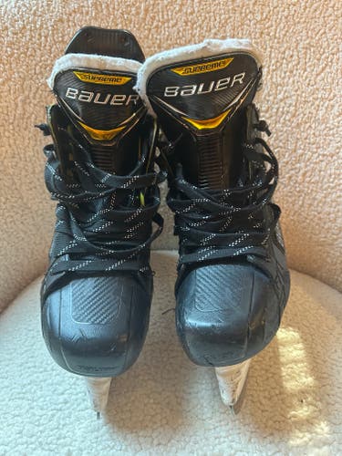 Bauer Supreme 3S Pro Hockey Skates 9 (Used)