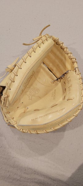 Rawlings RH Catcher's Heart of the Hide Baseball Glove 33" (New)