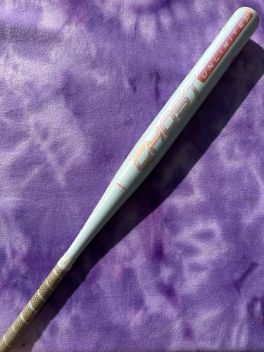 Blue 2025 Easton Ghost Unlimited Composite Bat (-8) Composite 26 oz 34" (Used)