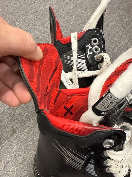 Bauer Vapor X4 Hockey Skates 7.5 (Used)