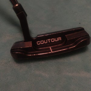 Unisex Right Handed Putter (Used)