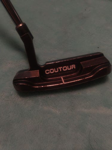Unisex Right Handed Putter (Used)