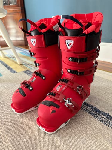 Mondo 24 & 24.5 Women's Rossignol All Mountain Pure Elite 120 Ski Boots Stiff Flex (New)