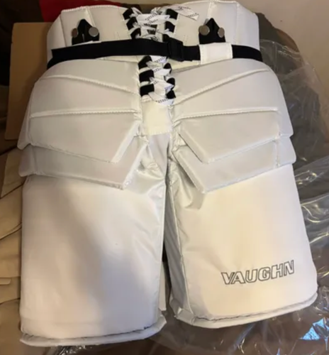 Vaughn SLR4 Pro Carbon Senior Goalie pants Size Large- BRAND NEW!