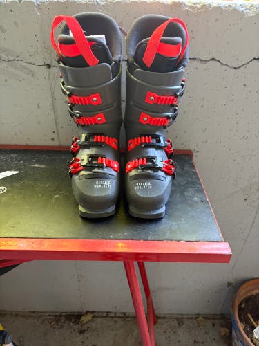 Mondo 22 & 22.5 Kid's Rossignol Hero World Cup 70 SC Ski Boots Soft Flex (Used)