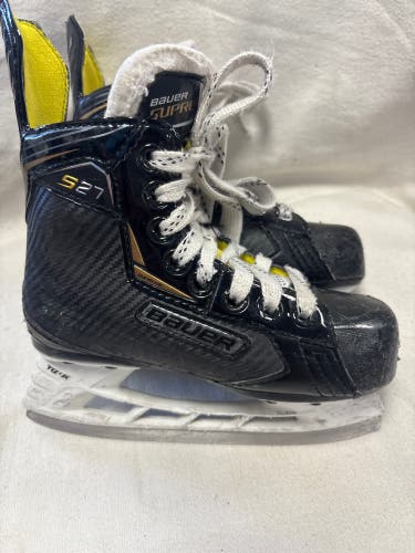 Bauer Supreme S27 Hockey Skates Regular Width 12.5 (Used)