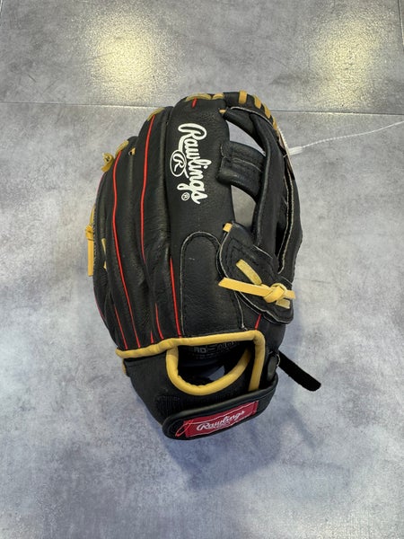 Black Rawlings Highlight Series RH Outfield Baseball Glove 11.5" (Used)