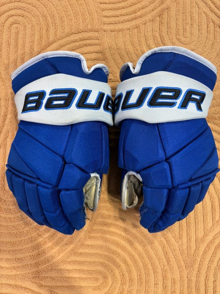 Blue Senior Bauer Vapor Team Pro Gloves 15" (Used)