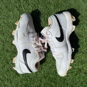 Nike Jordan 1 Low White Kid's 6Y (Big Kids / Youth) Youth Molded Cleats (Used)