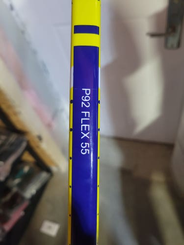 Intermediate Bauer Vapor Hyperlite 2 Left Hand Hockey Stick P92 Pro Stock (New)