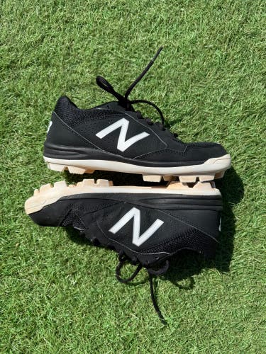 New Balance Youth Baseball Cleats Black White JASTARK1 Youth Size 6 (Used)