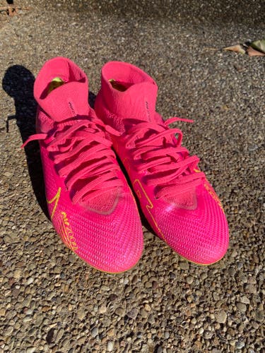 Pink Men's Size M 5.5 (W 6.5) Nike Mercurial superfly 9 Cleats Molded Cleats (Used)