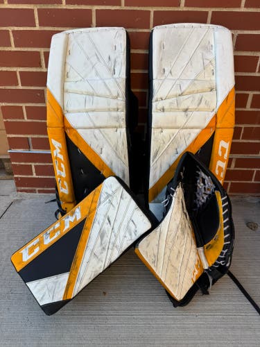 White 32" Intermediate CCM Eflex 5.9 Goalie Full Set Regular (Used)