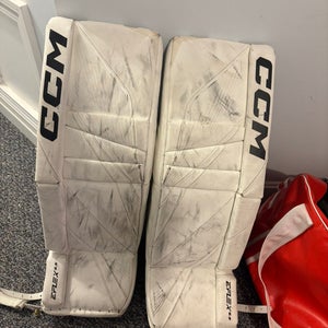 28" 2023 CCM Extreme Flex 5.9 Goalie Leg Pads (Used)