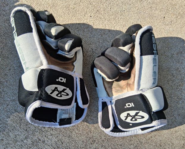 Hespeler hockey player gloves 10" (Used)