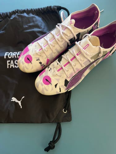 Men's Size M 8.5 (W 9.5) Puma Ultra 5 Ultimate Forever FG Cleats White/Magenta/Gray (Used)