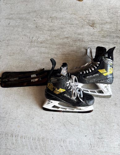 Toronto Maple Leaf Pro Stock UltraSonic Skates Bundle