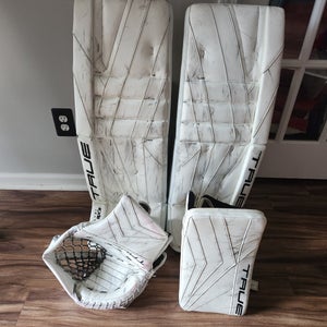 34" True 9X3 Full Right Goalie Full Set (Used)