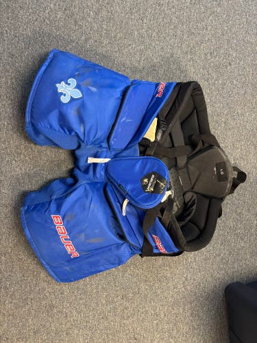 Senior Large Bauer Hockey Goalie Pants (Used)