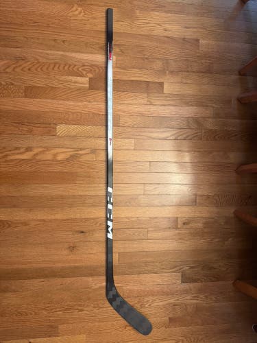 Intermediate CCM JetSpeed FT8 Pro Left Hand Hockey Stick P88 (Used)