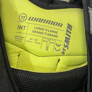 Large/Extra Large Warrior RITUAL X4 E Goalie Chest Protector (Used)