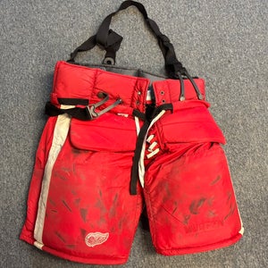 Senior Large Vaughn Hockey Goalie Pants Pro Stock (Used)