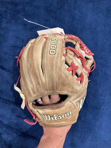 Brown Wilson A2000 RH Infield Baseball Glove 11.5" (Used)