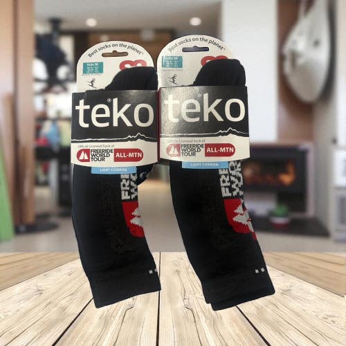 KIDS' TEKO FREERIDE WORLD TOUR SKI SOCKS (LIGHT CUSHION) MEDIUM 12-12.5 LOT OF 2