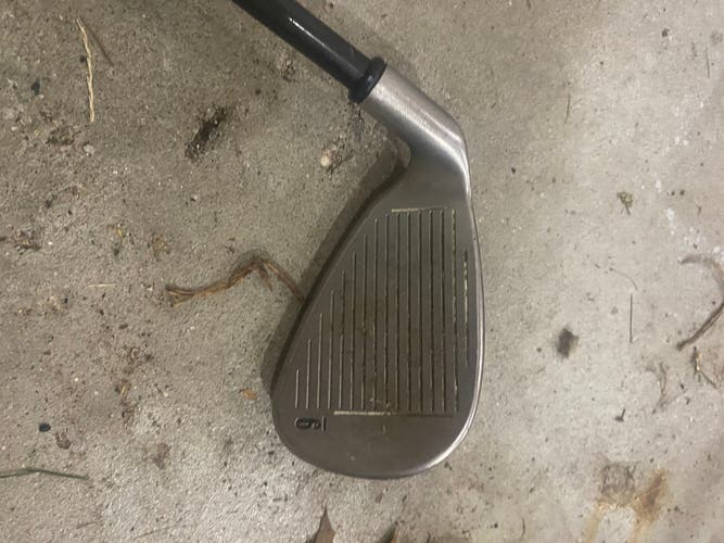 Men's Callaway Big Bertha 9 Iron Right Handed Regular Flex Graphite/Steel Shaft (Used)