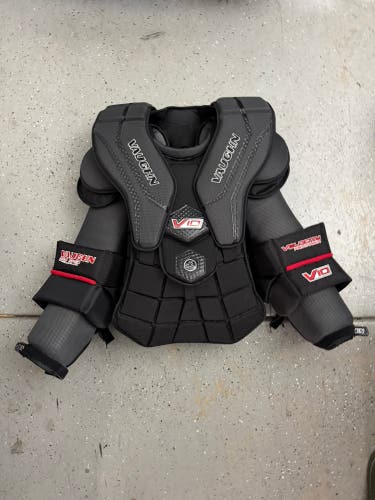 XL Vaughn V10 Pro Carbon Goalie Chest Protector (New)
