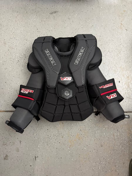XL Vaughn V10 Pro Carbon Goalie Chest Protector (New)