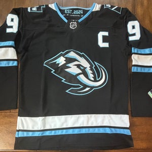 Utah Mammoth Clayton Keller #9 Black Home Jersey Adult Medium (50)