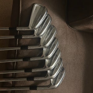 Men's Mizuno MP-52 Right Handed Iron Set Extra Stiff Flex 7 Pieces Steel Shaft (Used)