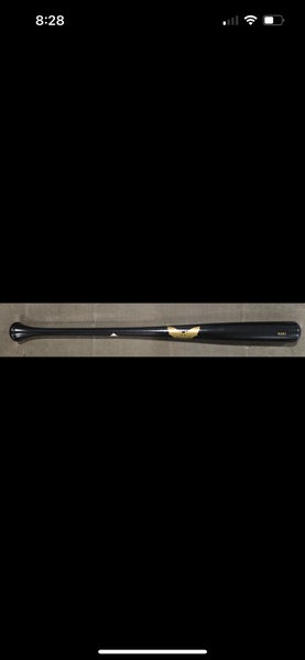 Sam Bat R2K1 Maple Bat 33.5" (New)