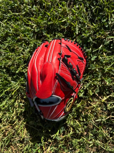 Asics Gold Stage Shohei Ohtani Rookie Year Pitcher's Baseball Glove